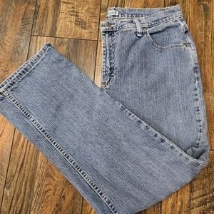 Lee Rider Relax‎ Straight Leg Jeans. Size 16P.